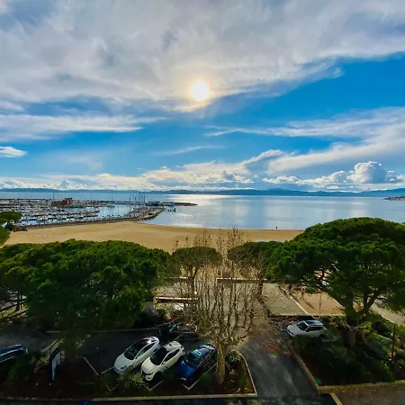 Grand - - De La Rose Apartment Sainte-Maxime